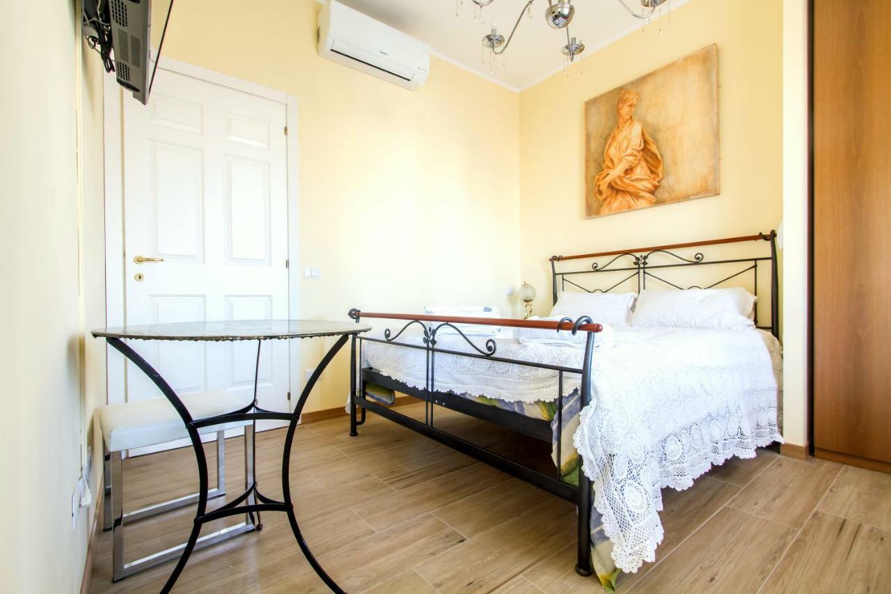 B&B Antico Cortile Mailand Exterior foto